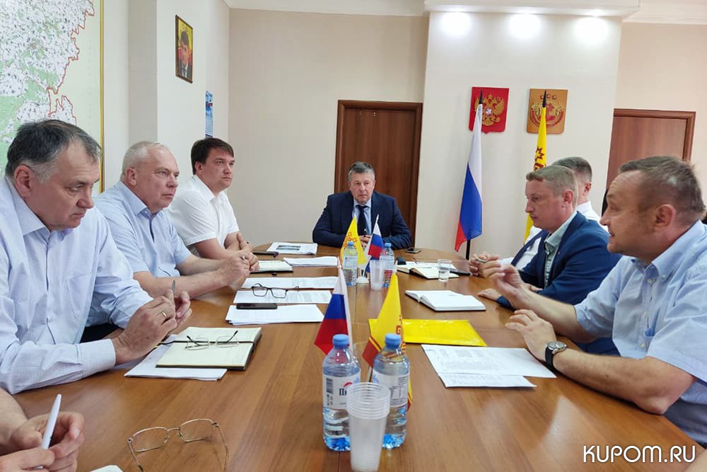 Владимир Осипов: на содержание региональных дорог выделим дополнительные средства из Дорожного Фонда