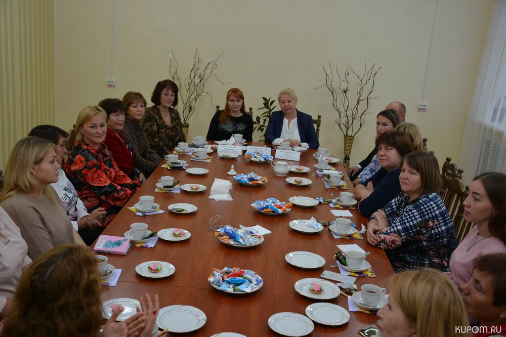 Председатель Союза женщин Чувашии Наталья Николаева провела встречу с активом женсовета Вурнарского района
