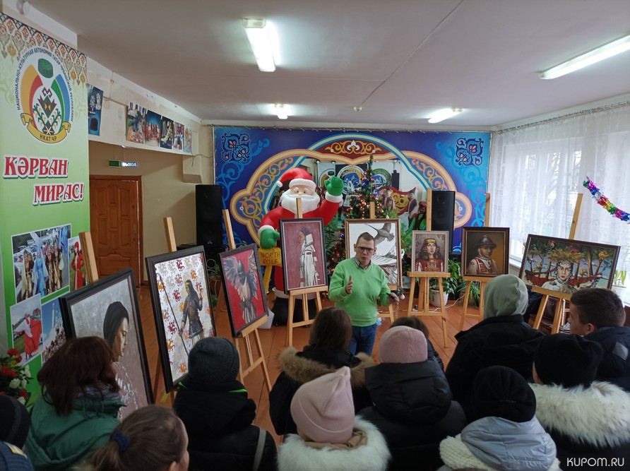 Продолжает работу передвижная выставка современных чувашских художников