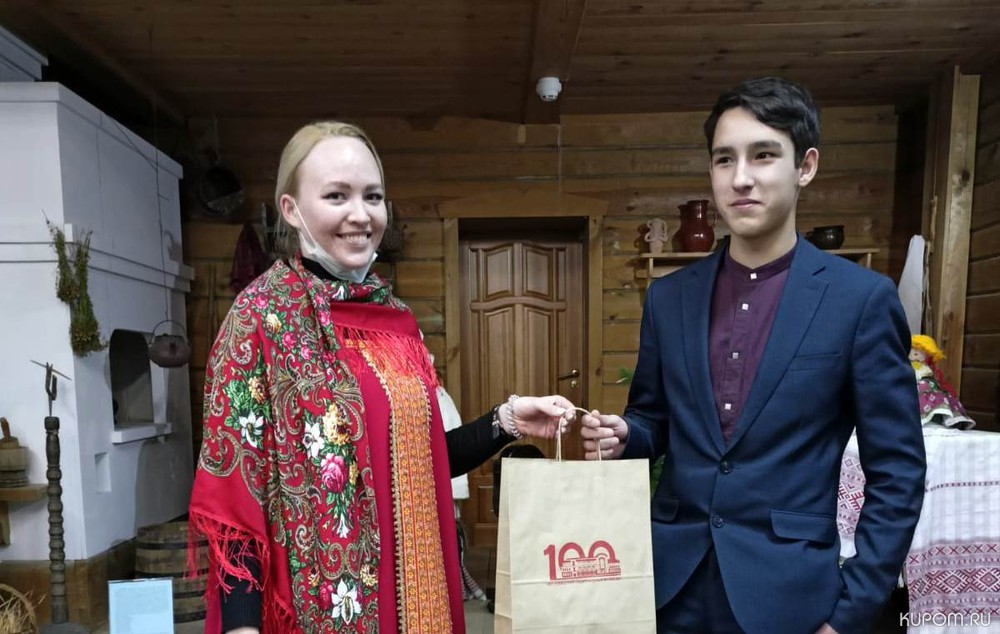 Пятитысячным посетителем Чувашского национального музея стал чебоксарский школьник