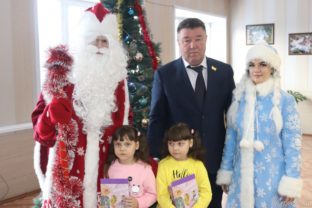Новогодние мечты детей помогает осуществить Всероссийская акция «Елка желаний»
