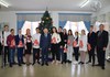 Новый год и «Елка желаний»: отличники в учебе получили подарки от главы администрации района