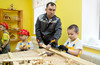 Ранняя профориентация: в дошкольных учреждениях города Чебоксары детей обучают столярному мастерству