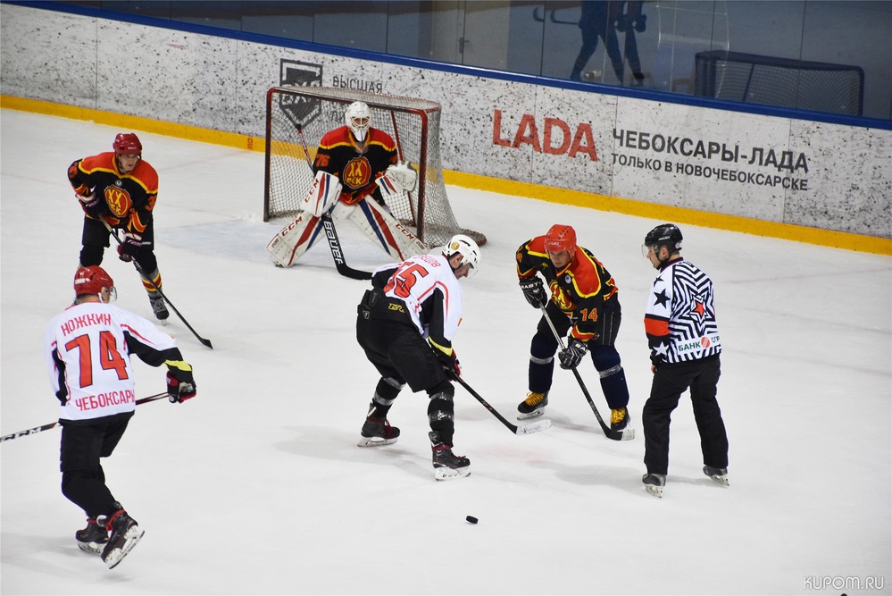 ХК «Энергия ХХ Век» вступает в борьбу за титул победителя Всероссийского фестиваля Ночной хоккейной лиги