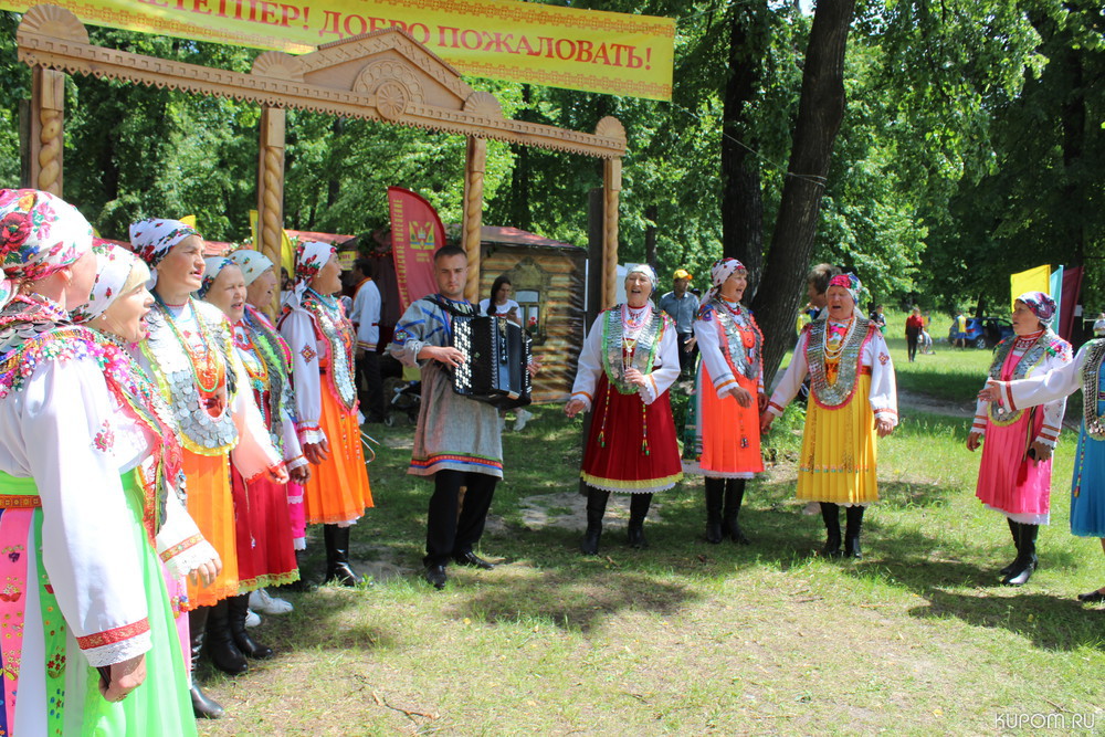 В Шумерлинском муниципальном округе состоялся праздник песни, труда и спорта "Акатуй - 2022"