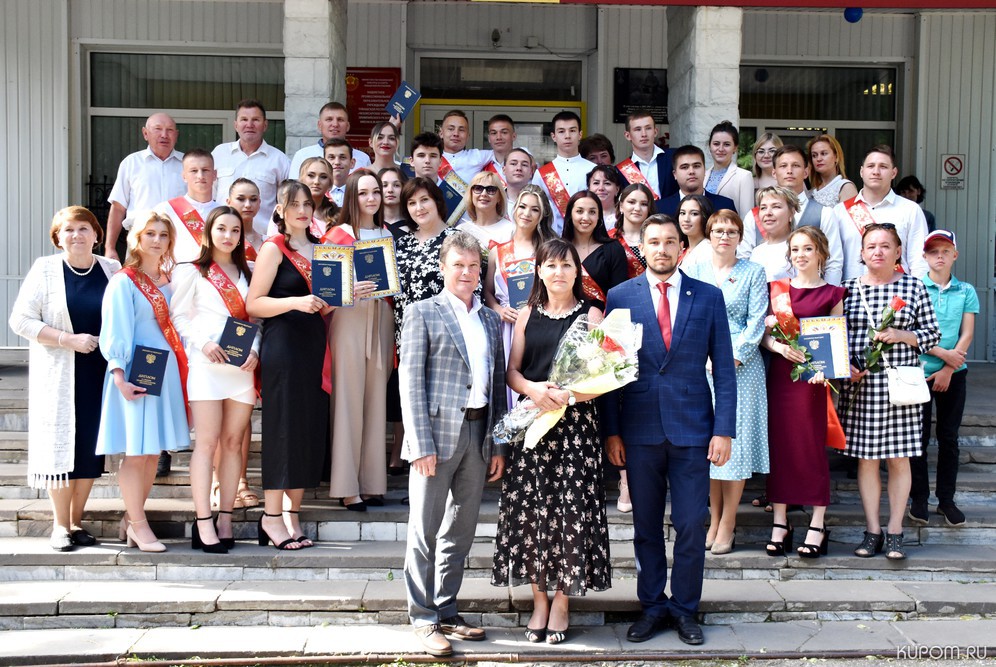 В добрый путь, выпускники! В Чебоксарском училище олимпийского резерва состоялось вручение дипломов