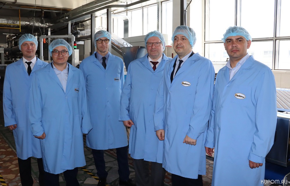 Делегация торговых представителей пяти зарубежных стран посетила кондитерскую фабрику «АККОНД»