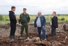 Министр Эмир Бедертдинов проинспектировал ход работ по рекультивации свалки твердых бытовых отходов в городе Ядрин