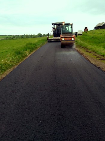 Национальный проект «Безопасные качественные дороги»: ремонт дороги «Волга-Вурмой» продолжается – душа селян радуется